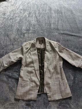 Miss Lili Black & White Houndstooth Blazer